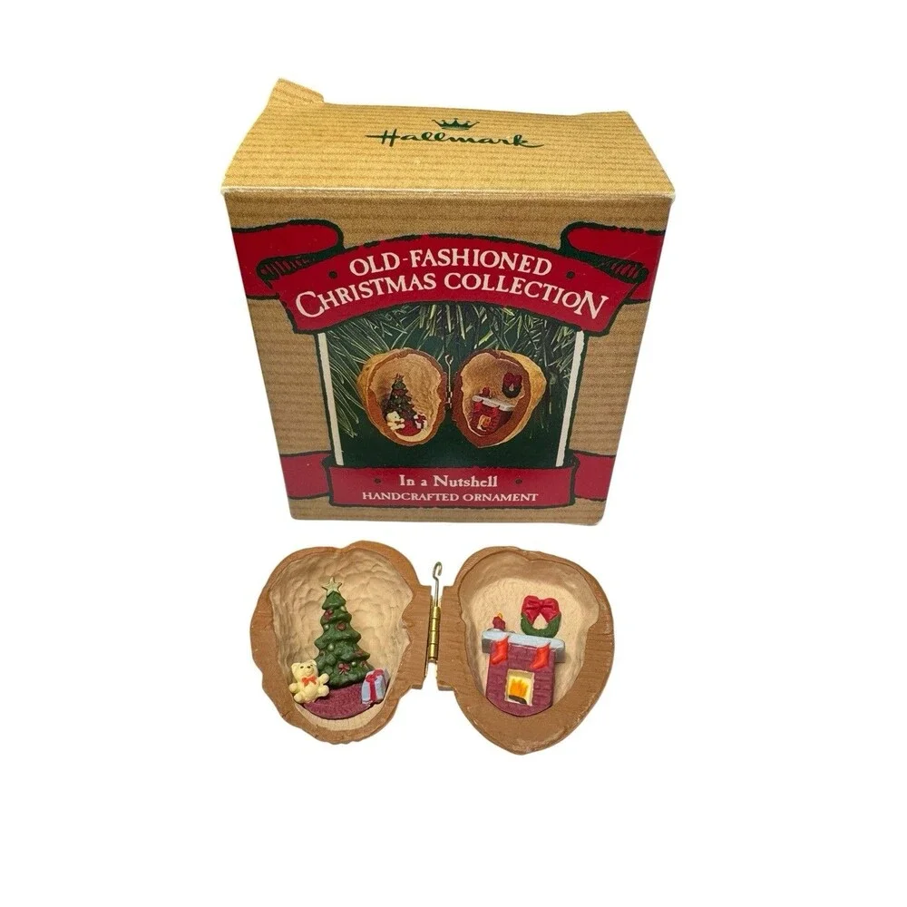 1987 Hallmark Keepsake Ornament In A Nutshell Vtg Christmas Walnut Hinge W/Box